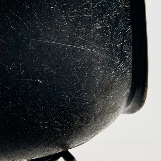 Set di 4 sedie MK11682 DSX di Charles e Ray Eames. – Vitra, Sedie da camera, Fiberglass, Metal (photo 13 of 37)