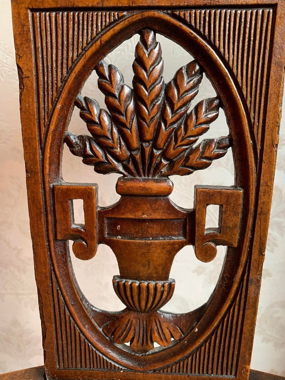 Image 1 of Antieke Hollandse stoeltjes 