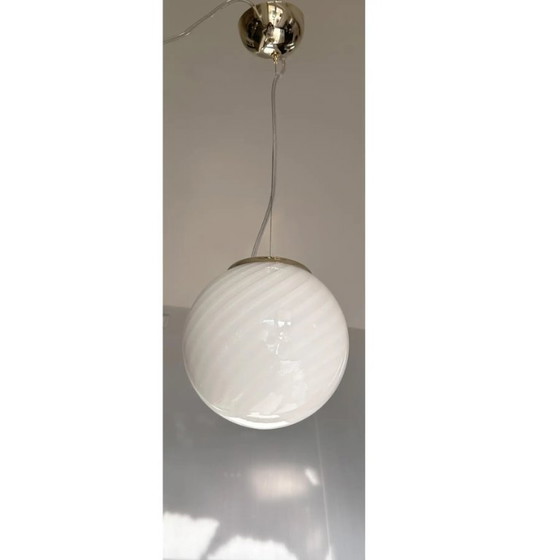 Image 1 of Pendente contemporaneo in vetro di Murano Sphres bianco latte - Set di 3