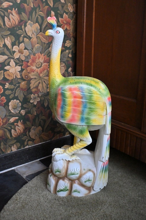 Mooie Decoratieve Handgesneden Beeld Houten Pauw