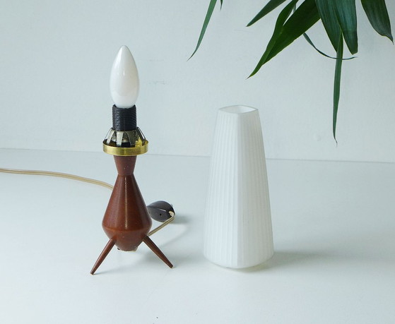 Vintage Tripod Tafellamp Deens Scandinavisch Teak Rocket Lamp jaren 60 70 – Tafellampen, Glass, Wood (photo 5 of 7)