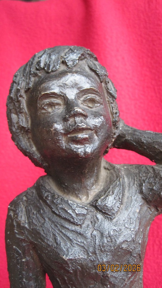 Image 1 of Scultura Ragazza in piedi di Ger van Tankeren