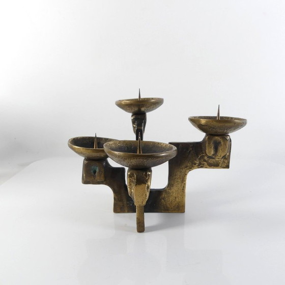 Image 1 of Brutalistische bronzen kandelaar uit de jaren 60