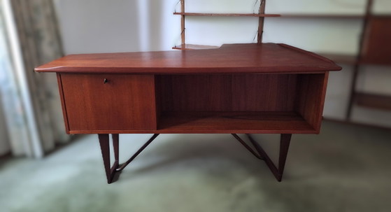 Boomerang desk by Peter Løvig Nielsen, 1960s – Wood (photo 11 of 25)