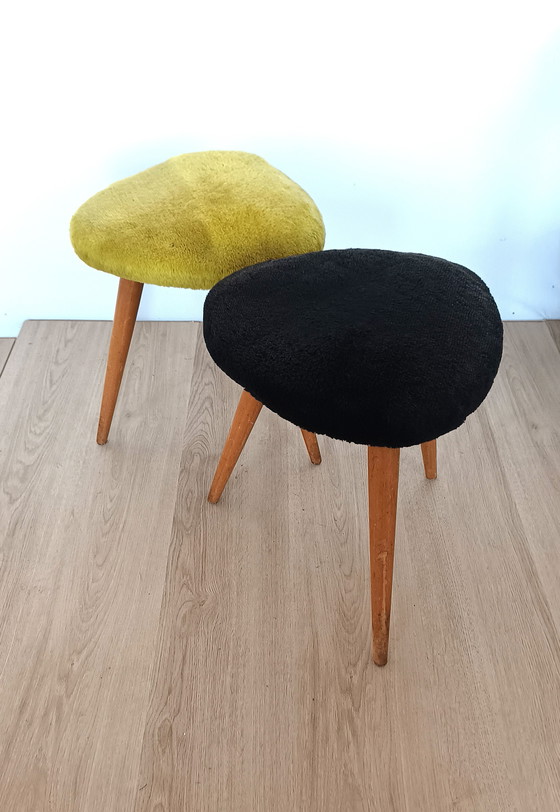 Image 1 of Deux tabourets des années 50