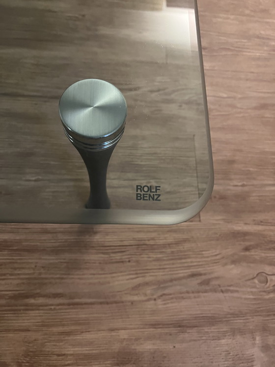 Image 1 of Rolf Benz glazen salontafel