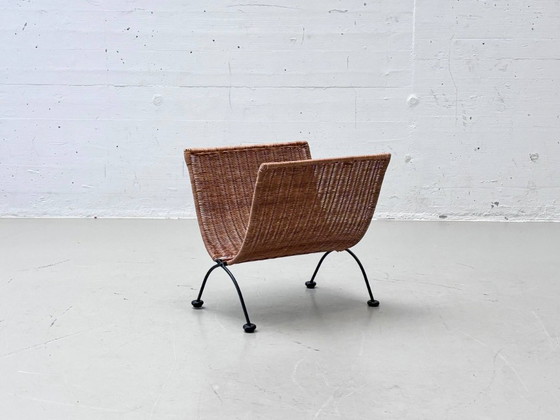 Revistero plegable de ratán, década de 1960. – Armarios de almacenamiento, Rattan (photo 6 of 11)