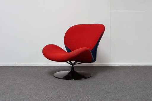 Beautiful Red Design Chair