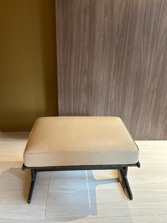 Image 1 of Poltrona + Pouf – modello Paula Molteni & C