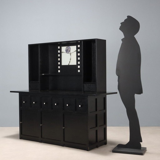 Sideboard by Charles Rennie Mackintosh for Cassina – dressoirs, Wood (photo 2 of 13)