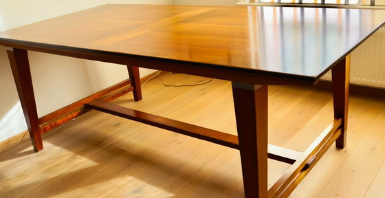 Image 1 of Dining room table with 4 Leolux armchairs