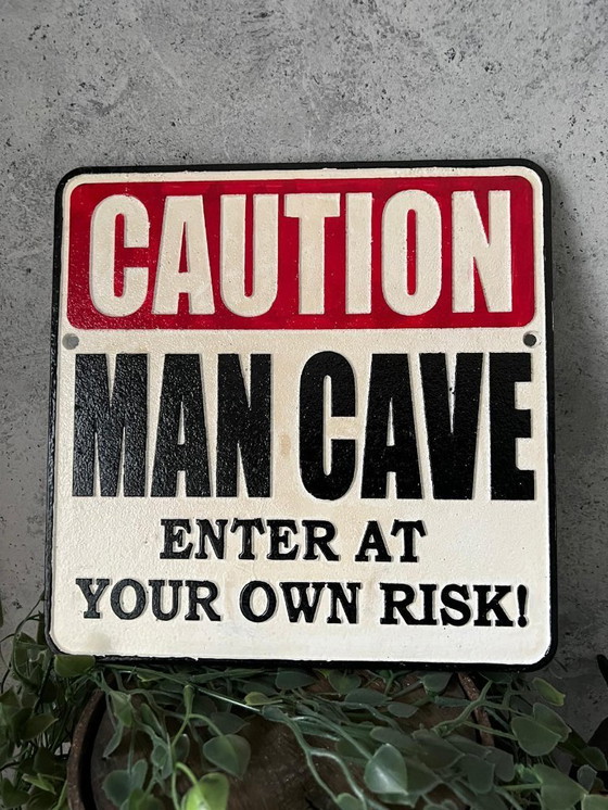 Image 1 of Letrero de pared de hierro fundido: "¡PRECAUCIÓN! ¡ENTRE BAJO SU PROPIA RESPONSABILIDAD!" - Envío gratuito