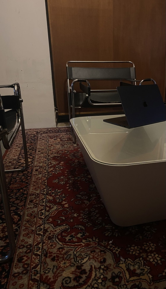 Established & Sons Zero-In Tavolini da caffè – Barber & Osgerby – Polyester, Glass (photo 4 of 7)