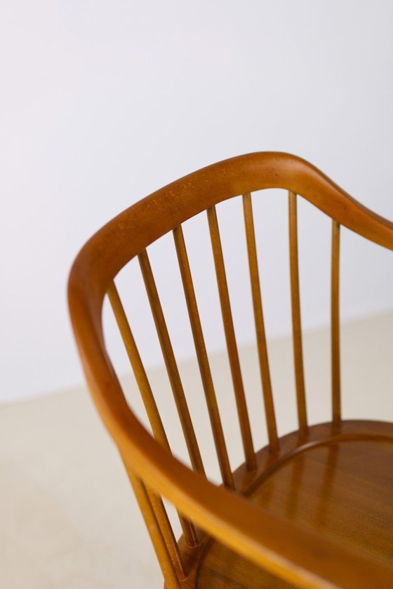 Image 1 of Poltrona con schienale a fuso di Axel O. Larsen, modello 1776 FH, Danimarca, anni '40