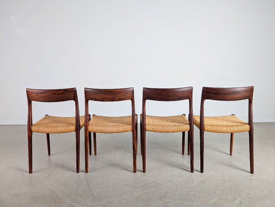 Image 1 of Juego de 4 sillas JL Mollers modelo 75 Niels Otto Møller de palisandro.
