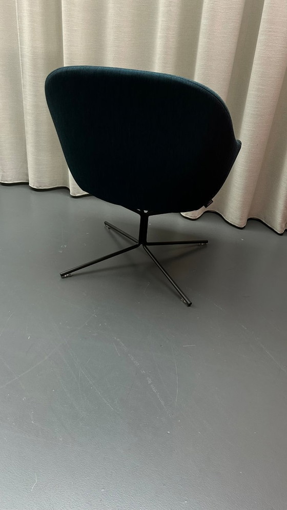 Image 1 of Artifort Beso Lounge