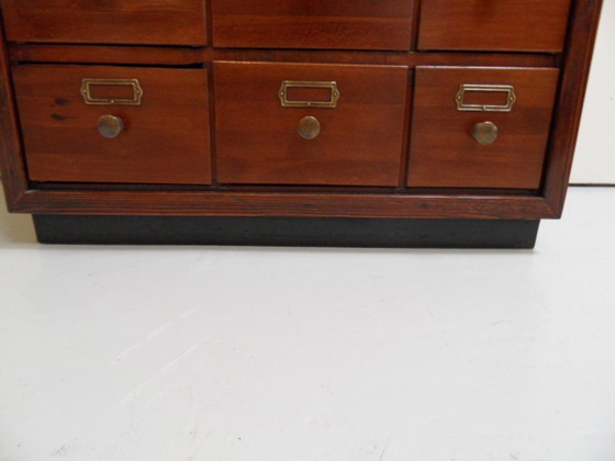 Image 1 of Vintage archiefkast met 12 lades