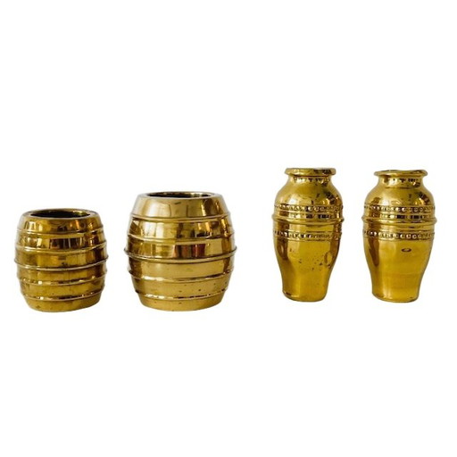 Pots à tabac et mini-vases en laiton