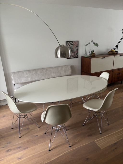 Kartell Glossy Oval Table