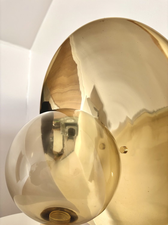 Image 1 of Lampada da parete Hans-Agne Jakobsson V-180 — vetro fumé e ottone (Svezia, anni '60)