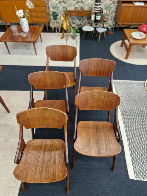 Image 1 of Set of 6 Vintage Danish Chairs – Arne Hovmand-Olsen