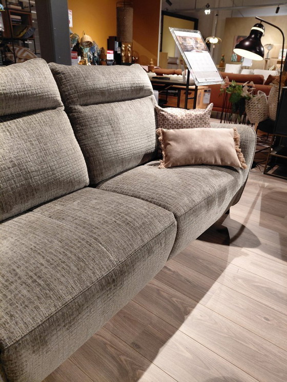 Image 1 of Sofá Valetta de 3 plazas con 2 sillones reclinables eléctricos de Henders & Hazel