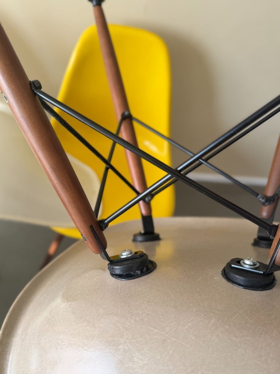 Image 1 of Set of 4 Vintage Eames Fiberglass Side Chairs (DSW)