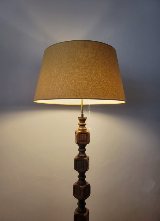Image 1 of Mid-Century Brutalist floor lamp in oak and brass