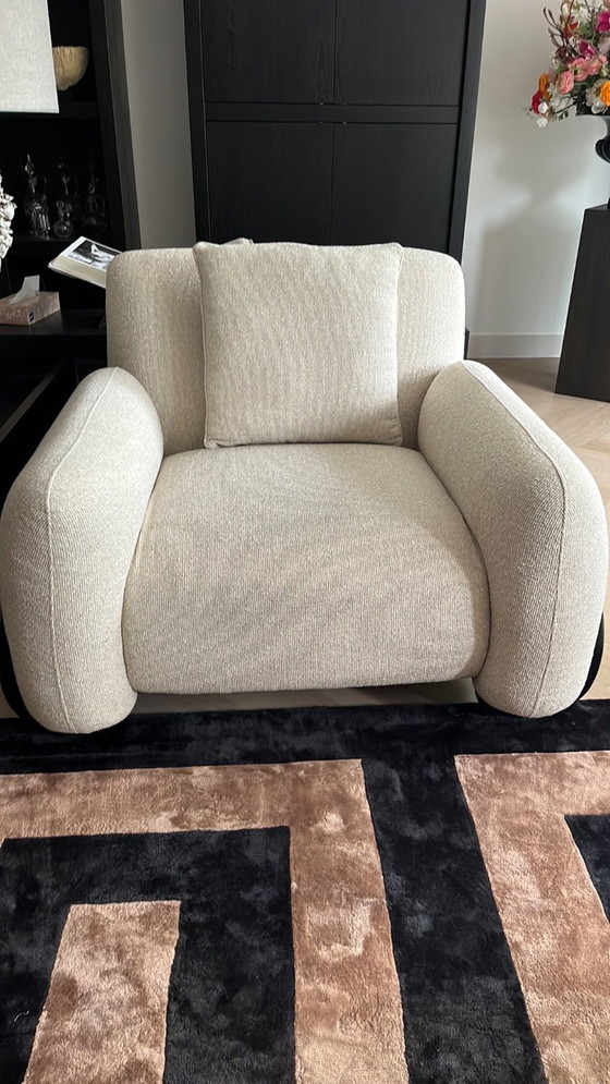 Poltrona Richmond – Richmond Interiors, Poltrone, Textile, Wood (photo 3 of 5)