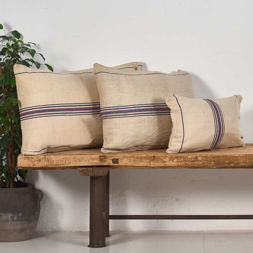 Antique linen pillow with blue and red stripes - Dimensiones: 50x50-2