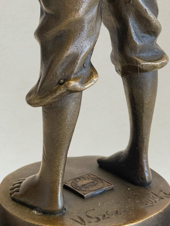 Image 1 of Scultura in bronzo – Piccolo mozzo che fischietta – Firmata V. Szczeblewski – 21 cm