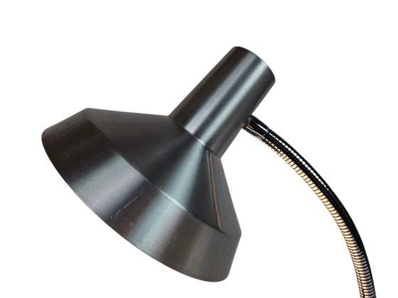 Image 1 of Hala Zeist - lampada da tavolo con collo regolabile - metallo - cromato - alluminio - anni '70