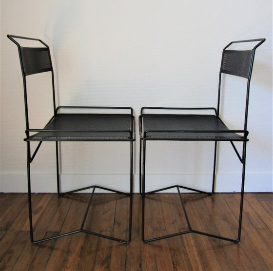 paire chaises métal perforé acier années 80 – Chaises de salle à manger, Metal (photo 5 of 19)