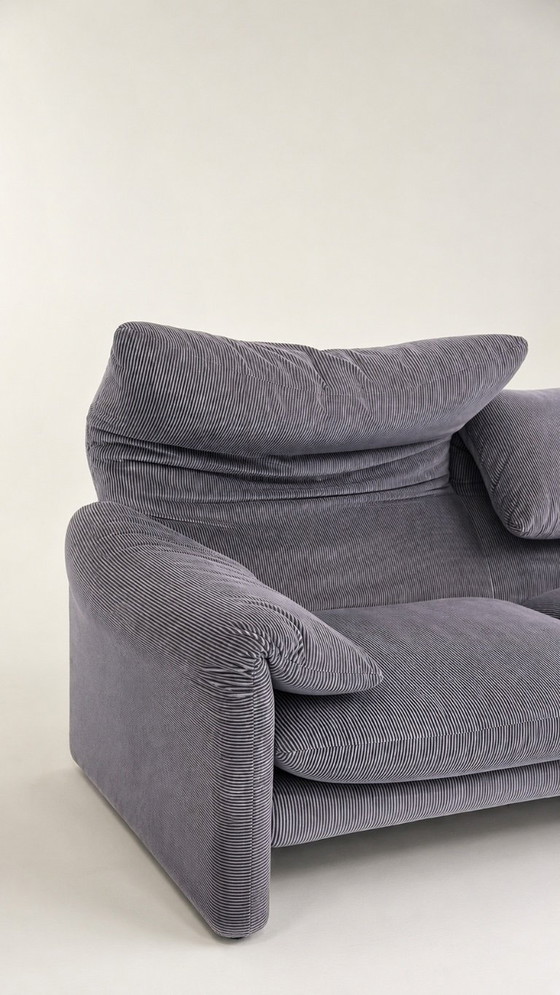 Image 1 of Maralunga 2-seater sofa, Cassina Vico Magistretti, first edition 1973, alpaca velvet. Standard sofas.