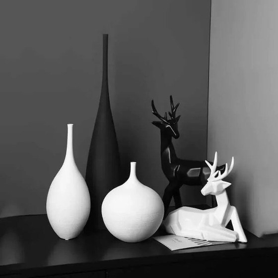 3 ceramic vases – Marble, Modern (photo 4 of 4)