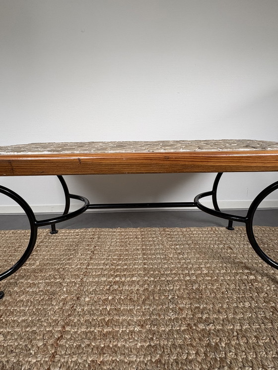 Image 1 of Table basse vintage en hêtre, pierre naturelle et fonte, style Japandi, l114 cm