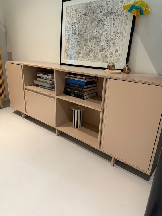 Image 1 of Closet Tylko