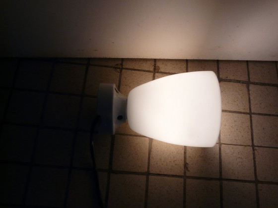 Image 1 of Wandlamp van porselein en opaline