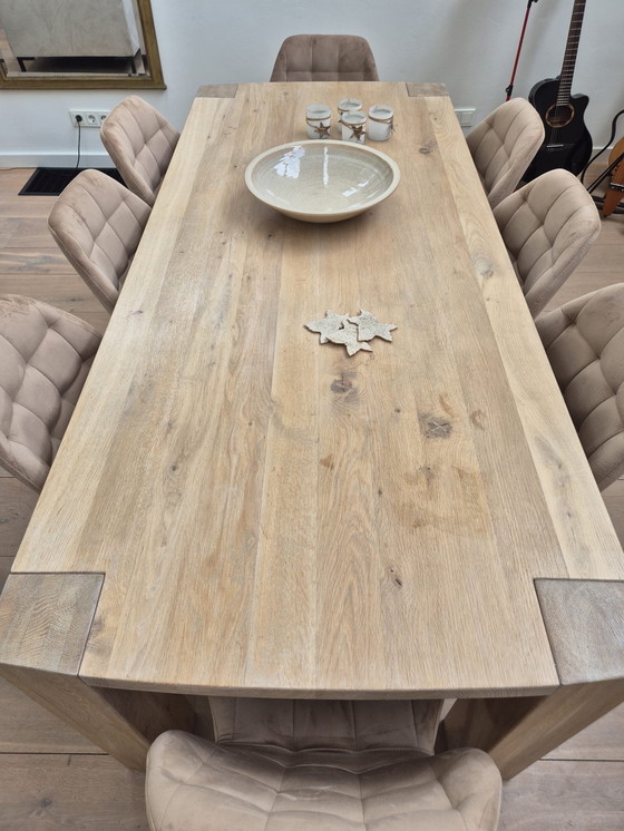 Image 1 of Esstisch Eiche massiv hell 210 x 90