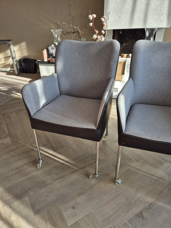 Image 1 of Bert Plantagie dining table with 6 chairs