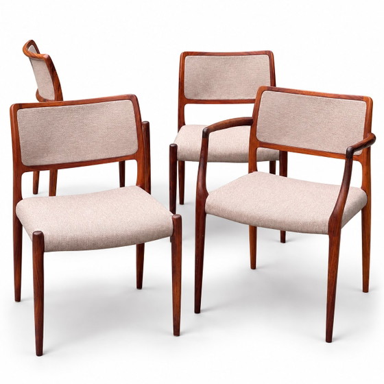 Niels Otto Møller 4x Nr. 80 & 1x Nr. 65 Set – Esszimmerstühle, Polyester, Wood (photo 5 of 9)
