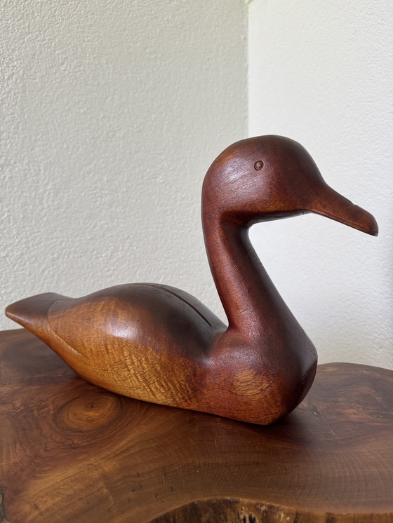 Image 1 of Vintage decoratieve houten eend