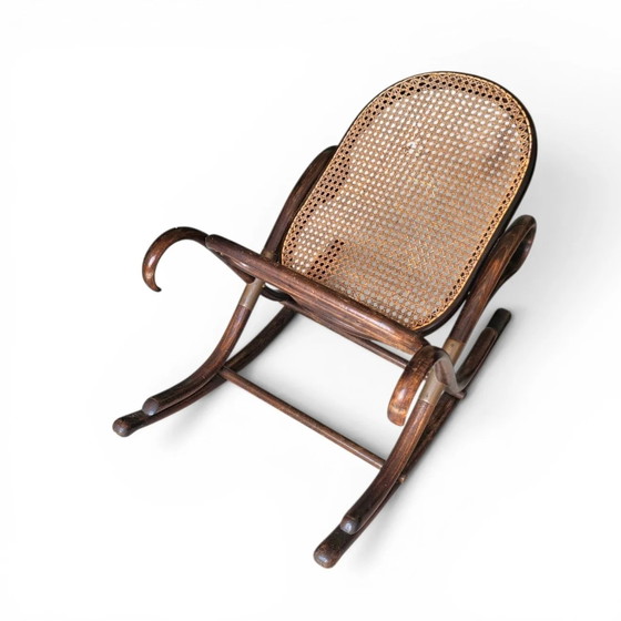 Repose-pieds en bois courbé et cannage Modèle 7001 par Michael Thonet pour Thonet / Années 1930 (photo 4 of 13)