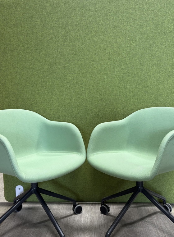 Image 1 of Poltrona in fibra Muuto