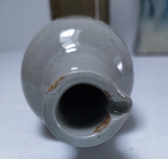 Image 1 of tre vasi vintage in ceramica a forma di bocciolo