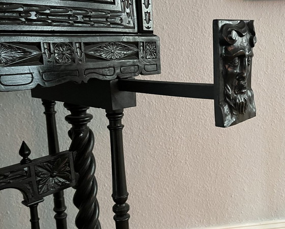 Image 1 of Spanischer Bargueno (Sekretär) umgebaut zum Barschrank