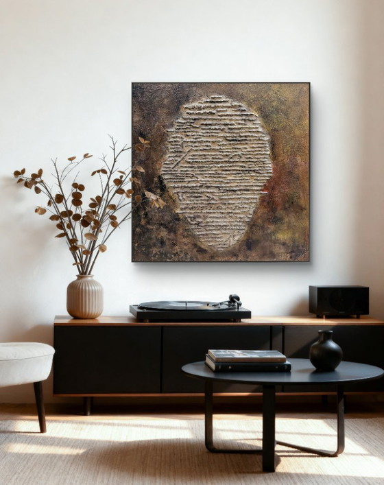 Image 1 of Líneas y Rostros – Objeto Escultórico de Pared con Relieve Crudo (121 × 121 × 4 cm)