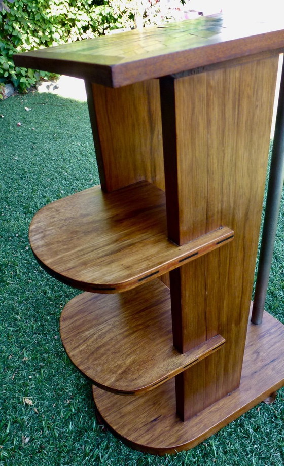 Image 1 of Table d'appoint Art-Déco moderniste dans le style de Michel Duffet.