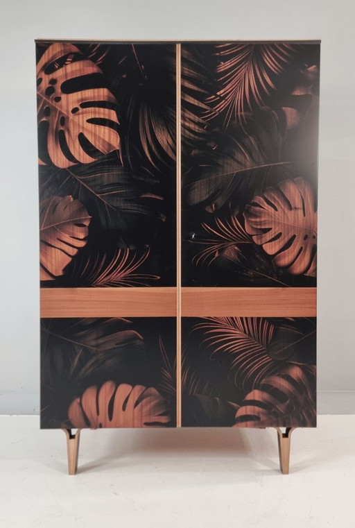 Vintage kledingkast, jaren 70