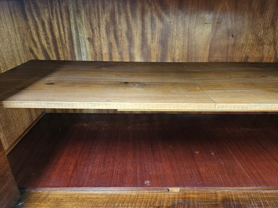 Image 1 of 1930s Art Deco Display Cabinet in Walnut and Walnut Root
